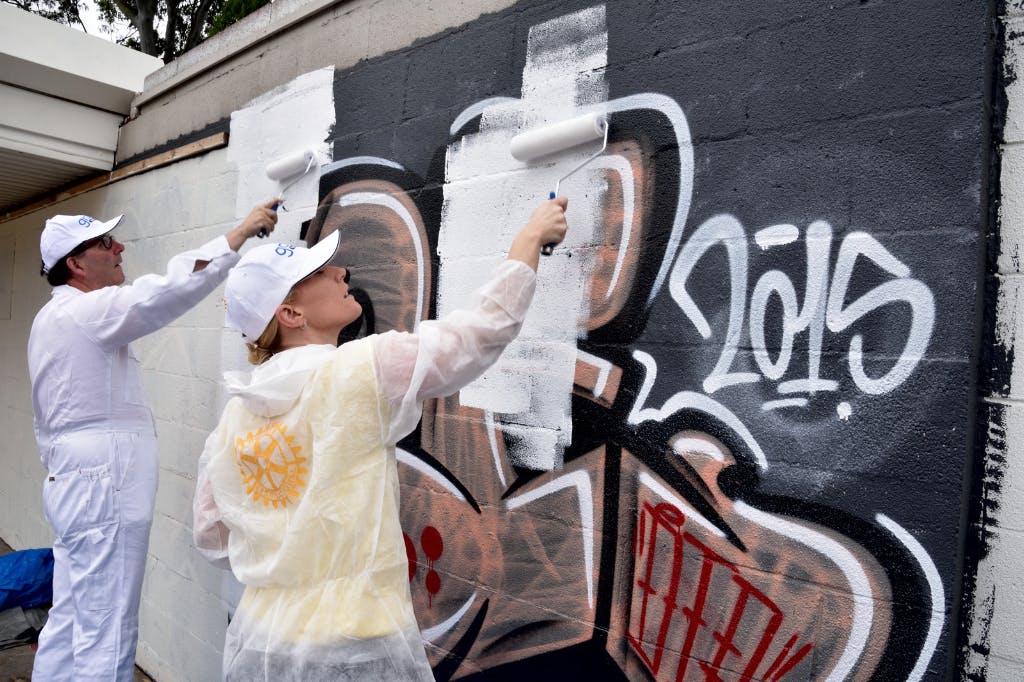 Alister removing Graffiti 